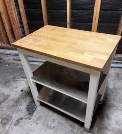 IKEA COFFEE TABLE