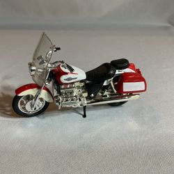 HONDA VALKYRIE SUPER BIKE 1:18 MOTORCYCLE DIECAST REPLICA