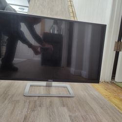 Dell 32" Monitor