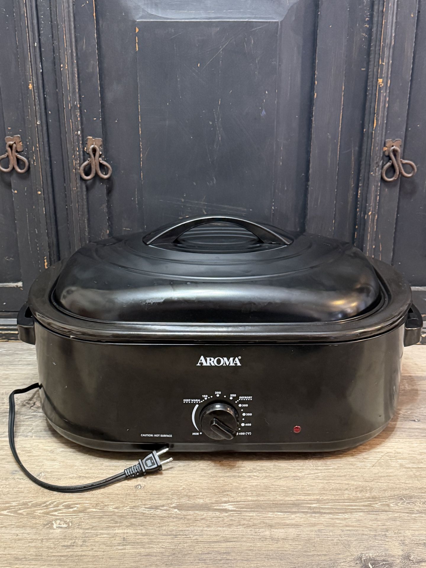 Aroma Electric Roaster Oven – Large Capacity