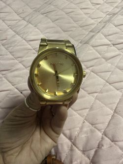 Nixon watch