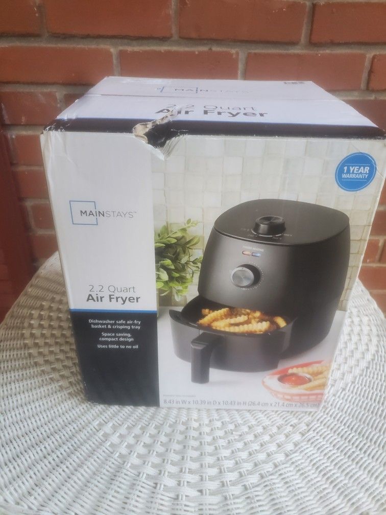 2.2 Quart Air Fryer (New)