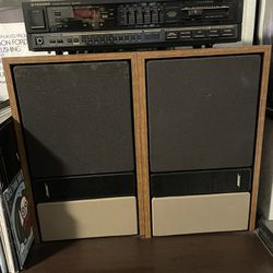 Pioneer Receiver And Vintage Bose Speakers