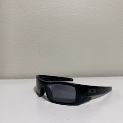 Oakley “GASCAN” Sunglasses 