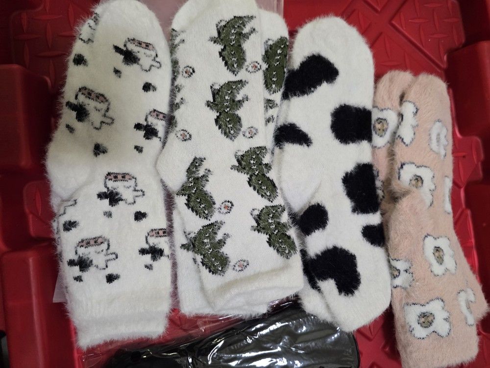 Bundle Deal-New Socks And Footsy