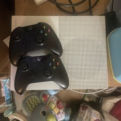 Xbox 1 And Games