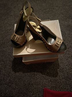 MK High Heels Charm Sling