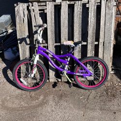 Free: 3 Kids Bicycles