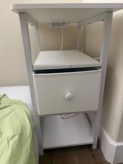 White Nightstand / Bedside Table with Drawer & Charging Ports
