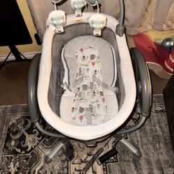 Baby Graco Baby Swing / Bassinet 