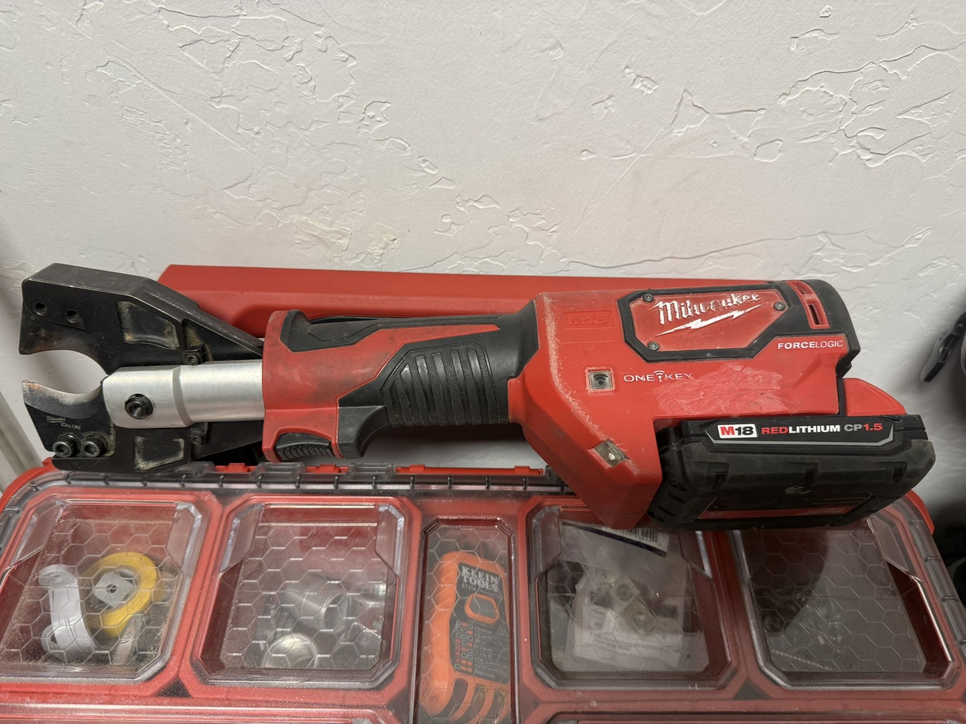 Milwaukee Cable Cutter