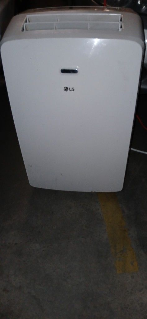 Lg AC Portable