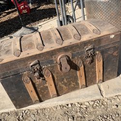Vintage/antique Mini Trunk, Pirate, Treasure Chest $80.