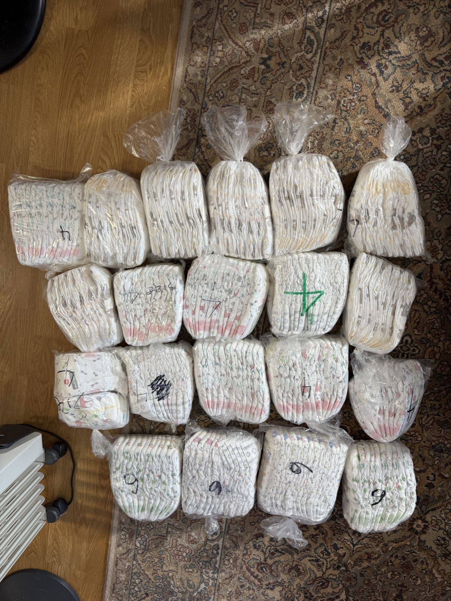 Huggies & Kirkland Diapers