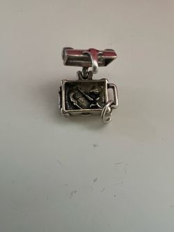 Treasure charm silver 925  Sjc hallmark