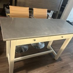 Kitchen Island Table (with bar stools) 