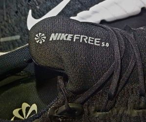 Nike FreeRun 5.0 NextNature "White Black" Size 9.5M