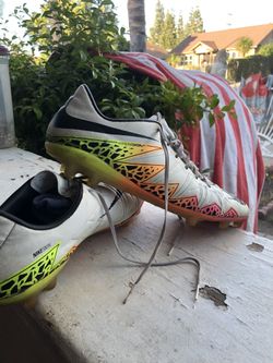 NIKE CLEATS (original)