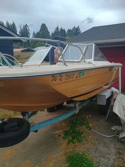 Boat trailer
