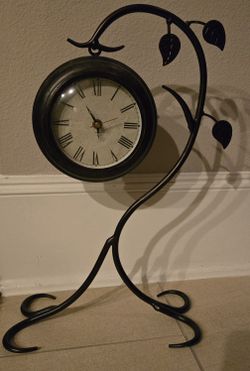 Hanging Clock, 18.5" Tall