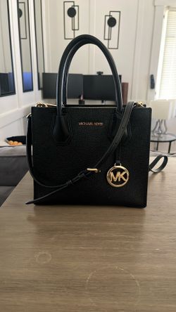 Michael Kors Medium Cross Bag