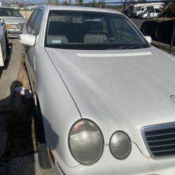 2000 Mercedes Benz