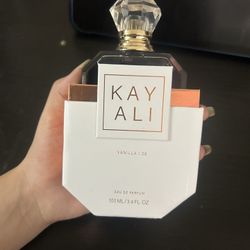 KAYALI Vanilla 28 100 ml Perfume