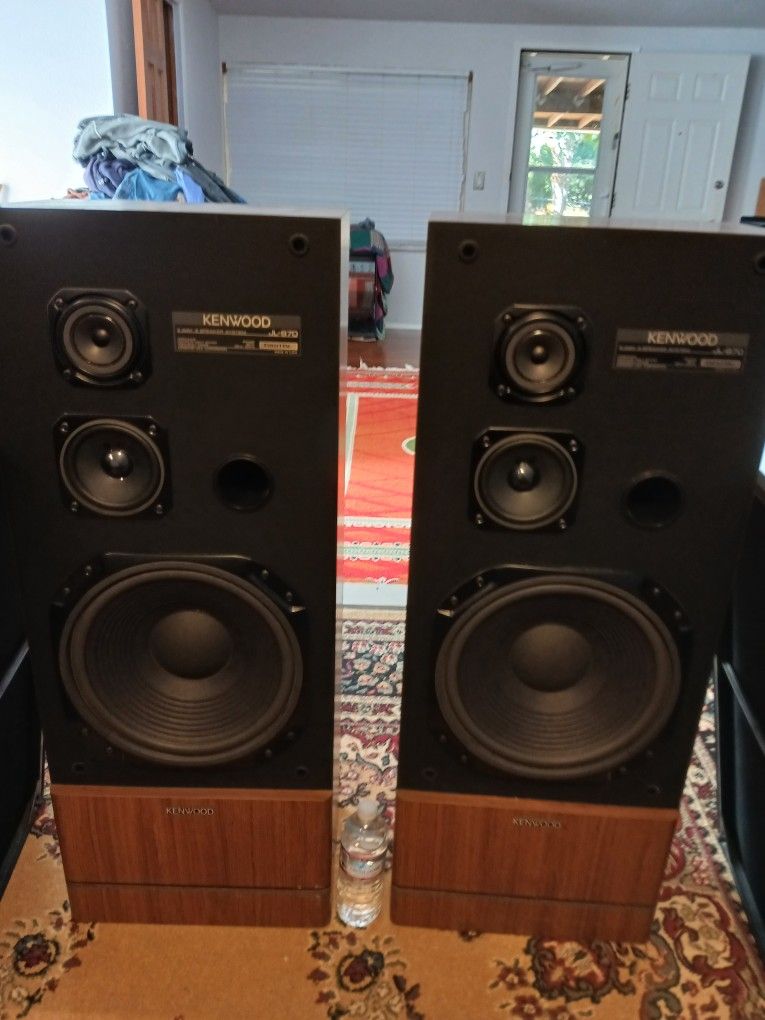 Kenwood JL-870 Vintage Floor-Standing Speakers GREAT CONDITION