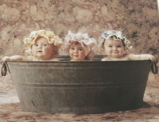 Framed Art Print “Babies in Washbasin” by Anne Geddes