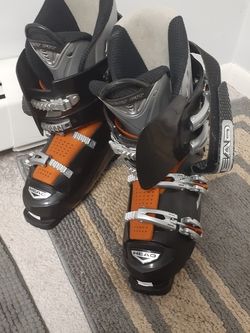 Head Ski boots