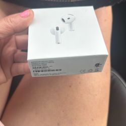 NEW AIRPODS 4th GEN. ANC