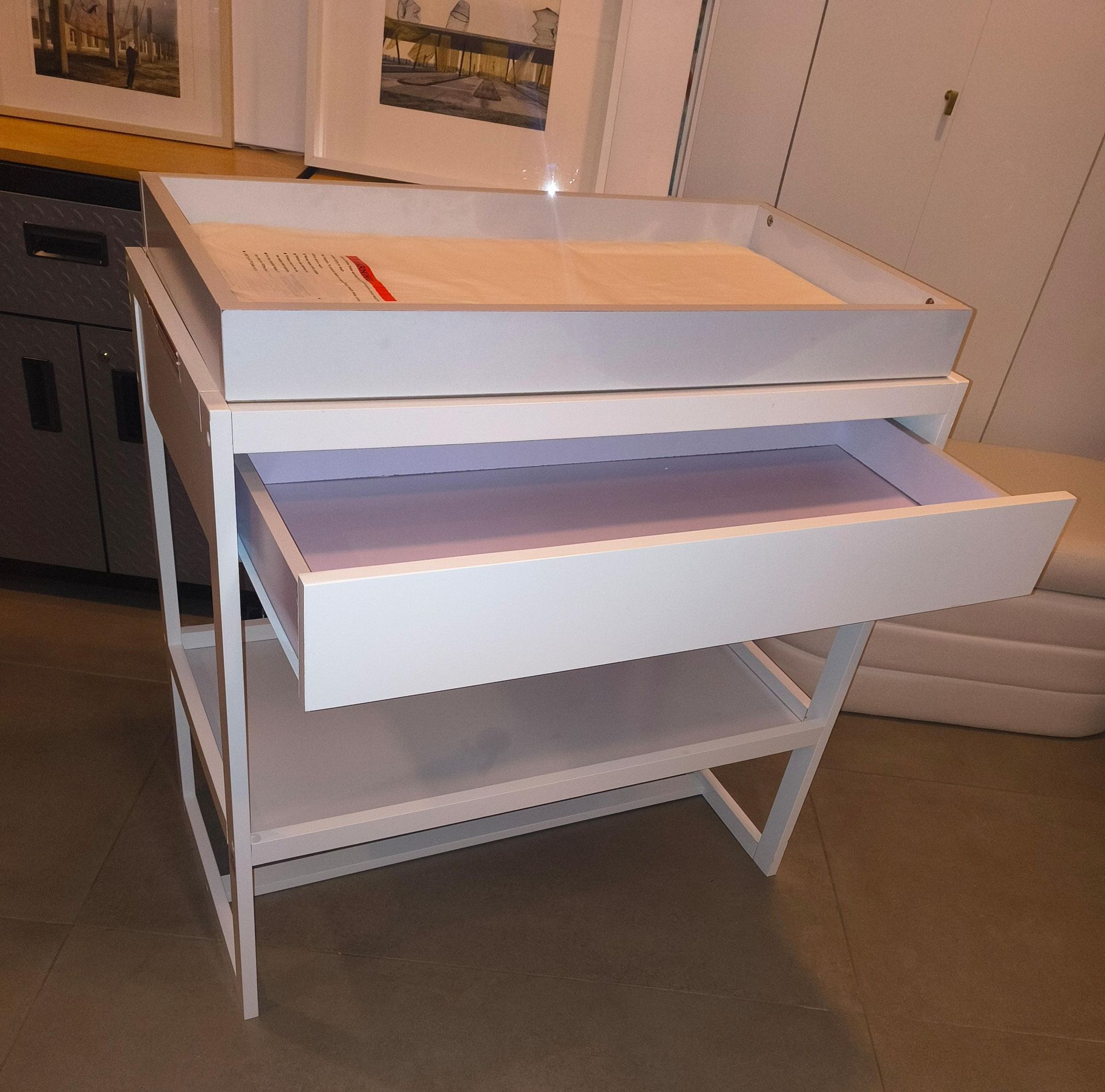Free New Baby Changing Table