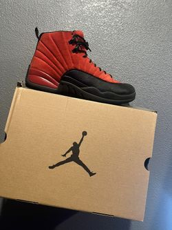 Jordan 12 Reverse Flue Game