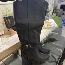 Ladies Black Leather Boot Size 10 Wide Calf NEW!!!!!