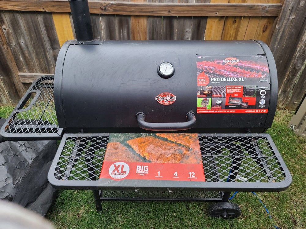 Chargriller Pro Deluxe XL BBQ Pit for Sale in Richmond, TX OfferUp