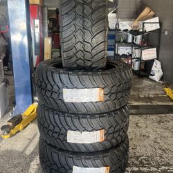 37135024 AMP Mud Tires
