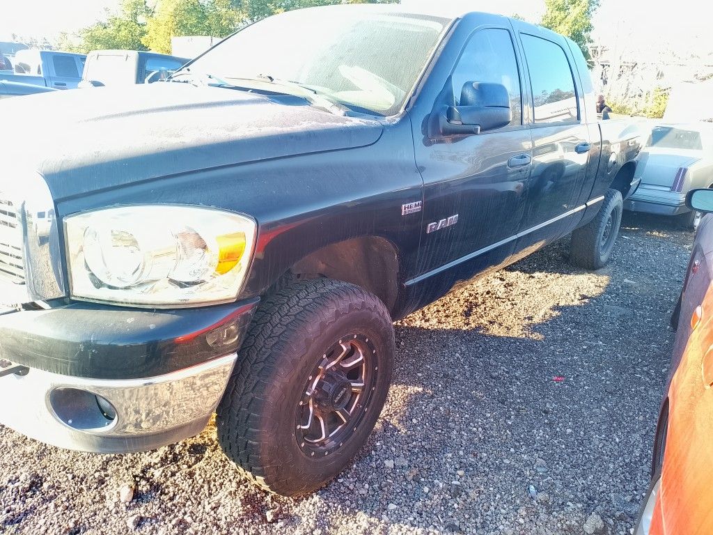 2009 Dodge Ram Mega cab 4x4 For Parts Or Whole