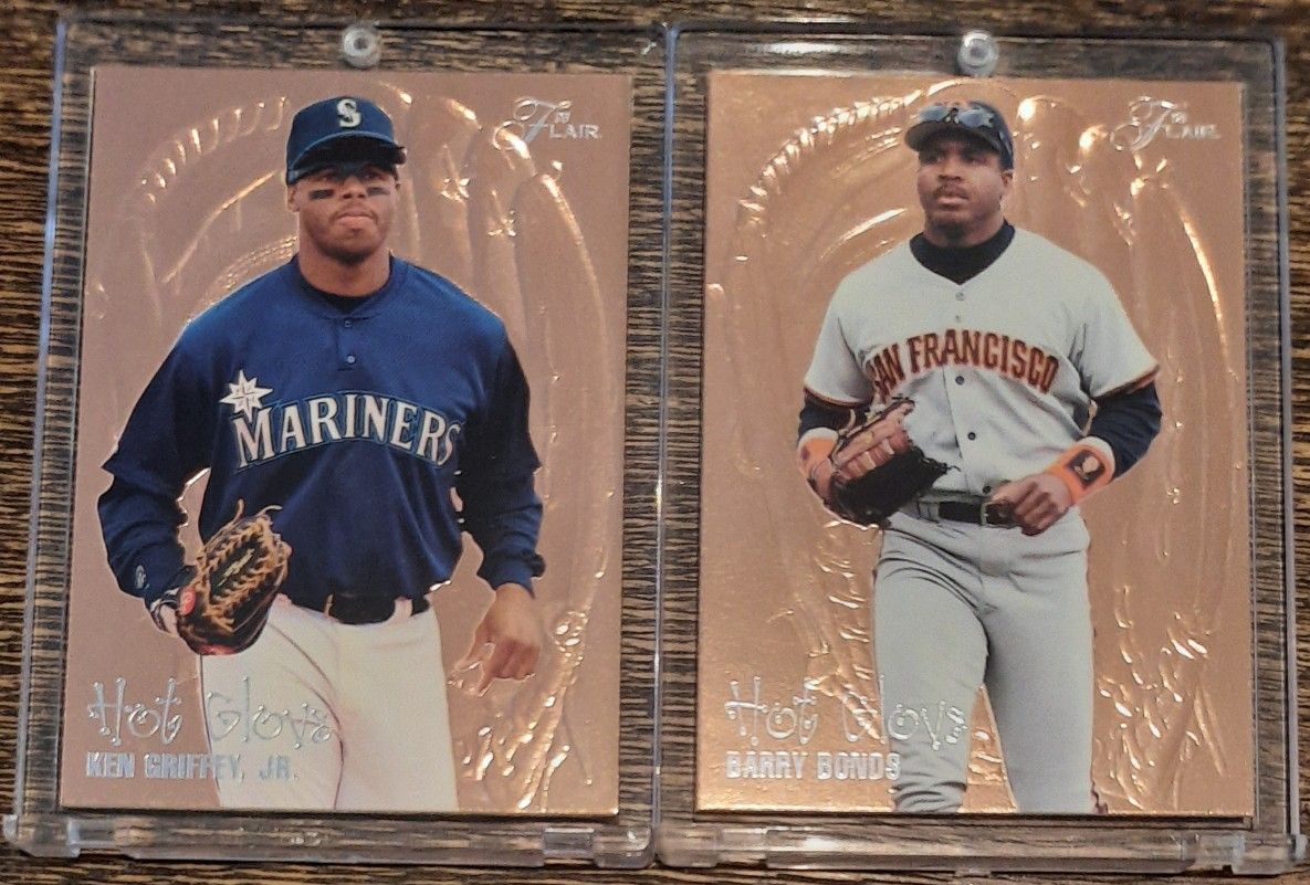 Ken Griffey Jr & Barry Bonds 1995 Fleer Flair Hot Glove Embossed Foil Insert Baseball cards