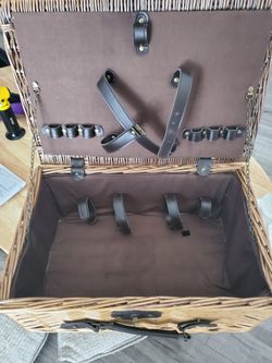 Vintage Picnic Basket