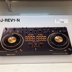 Pioneer DDJ-REV1 DJ Scratch Style 2-Channel Serato DJ Lite Controller