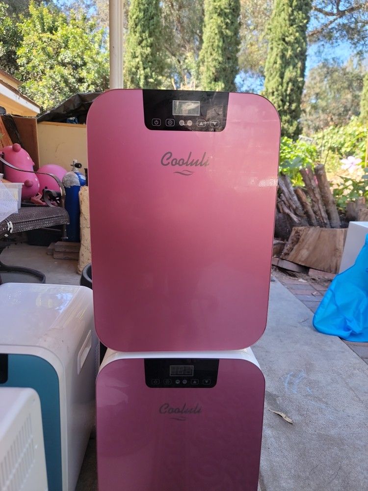 Cooluli Refrigerator Fridge 20L Pink House Or Car