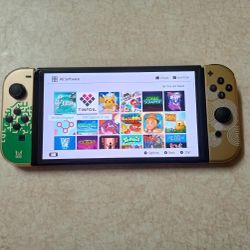 NINTENDO SWITCH OLED + 512GB SD LOADED with 100 SWITCH GAMES