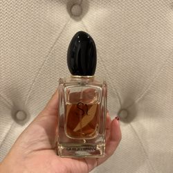 Si Giorgio Armani perfume 