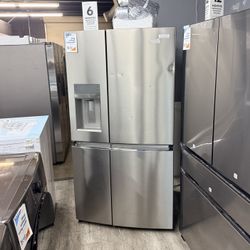 🔥FRIGIDAIRE GALLERY STAINLESS STEEL FOUR DOOR FLEX REFRIGERATOR WITH ICE MAKER AND WATER DISPENSER 🔥