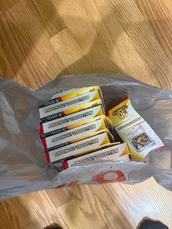 Pokemon 30th anniversary knock box
