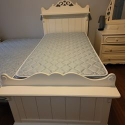Twin Trundle Bedroom Set