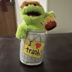 Sesame Street Plush Oscar The Grouch Stuffed Animal "| Love Trash" Can 9"