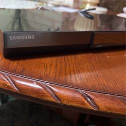 BLUE RAY DISC  SAMSUNG GOOD COND $50.