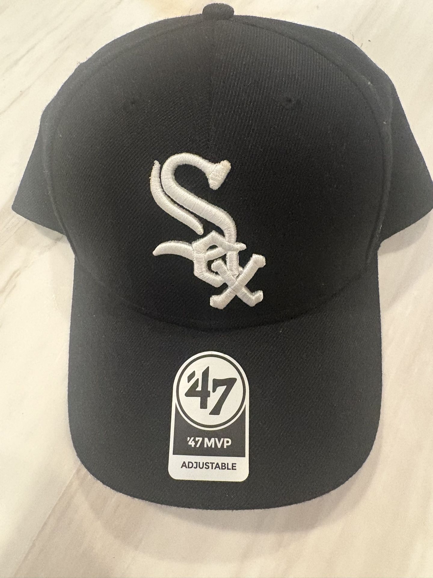 Chicago White Sox Baseball Hat - Adjustable - 47 Brand - Black And White