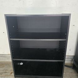 3 Shelf Bookcase/

Organizer